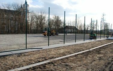 Budowa boiska wielofunkcyjnego przy Szkole Podstawowej w Tarłowie 6