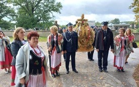 22 WOJEW&Oacute;DZKIE DOŻYNKI 6